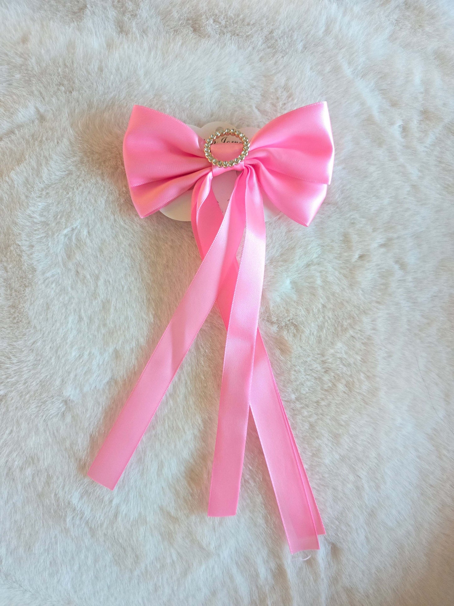 Ribbon bow